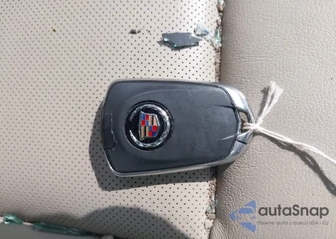 2015 Cadillac Srx Luxury Collection z USA, uszkodzony, nr VIN 3GYFNEE34FS633060